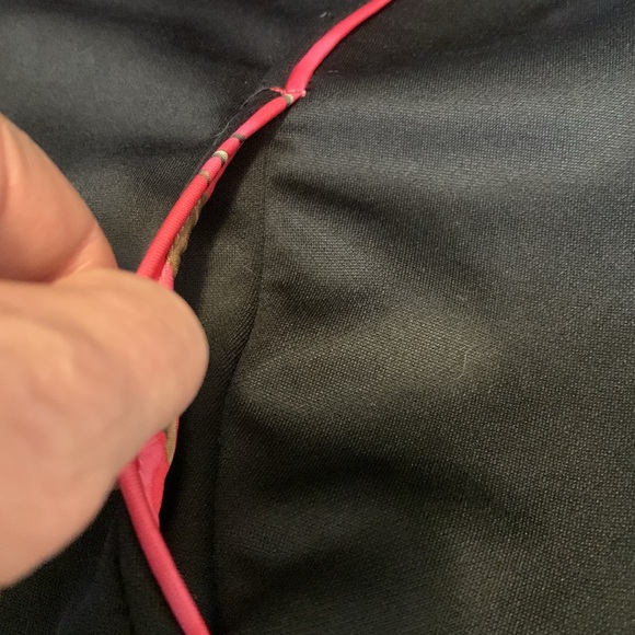 Cottonwood Canyon Women’s Hooded Pullover - Picture 8 of 9